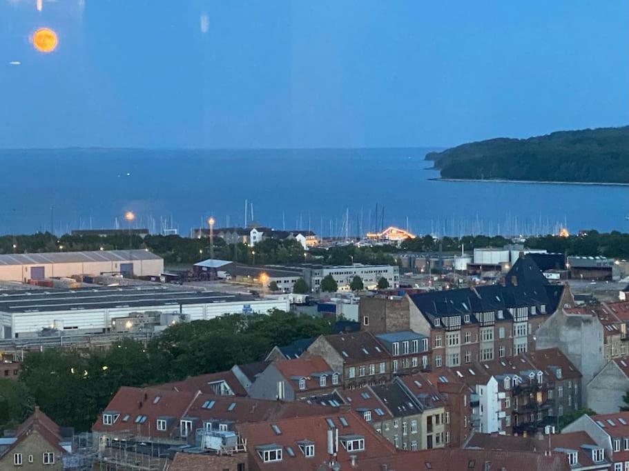Apartment Unik Udsigt Og Beliggenhed Aarhus