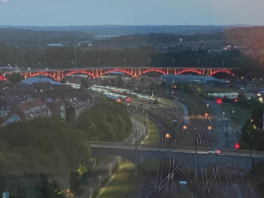 Unik Udsigt Og Beliggenhed Apartment *